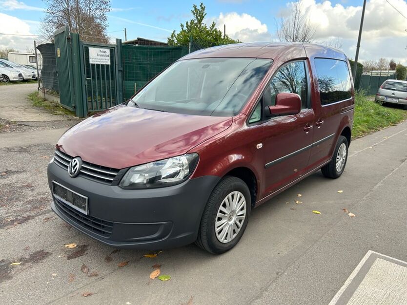 VW Caddy 183.000 km 7.600 € Köln 50739