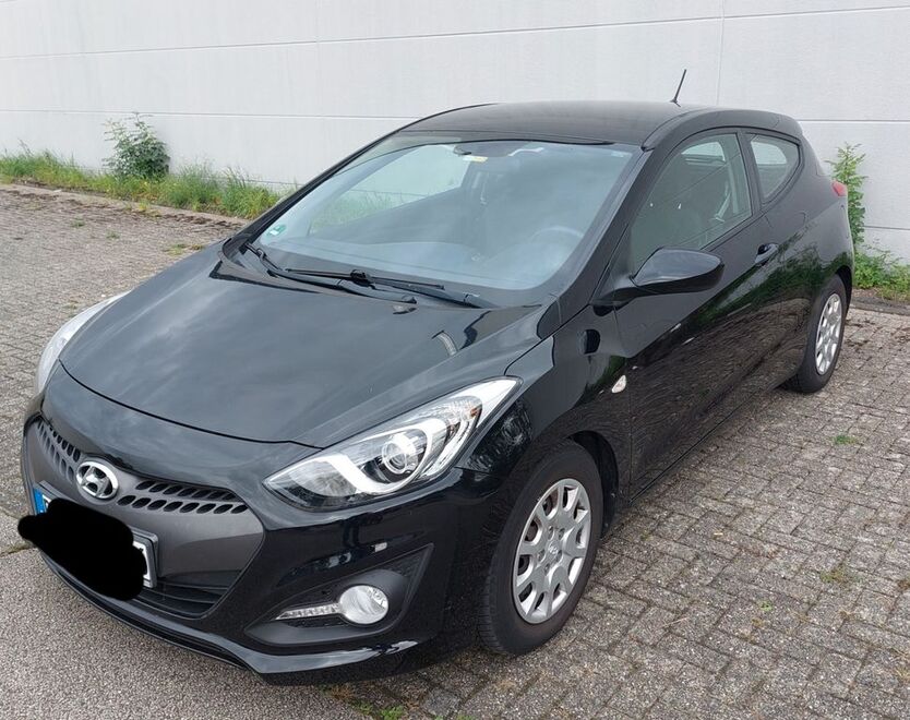 Hyundai i30 137.000 km 6.400 € Brühl 50321