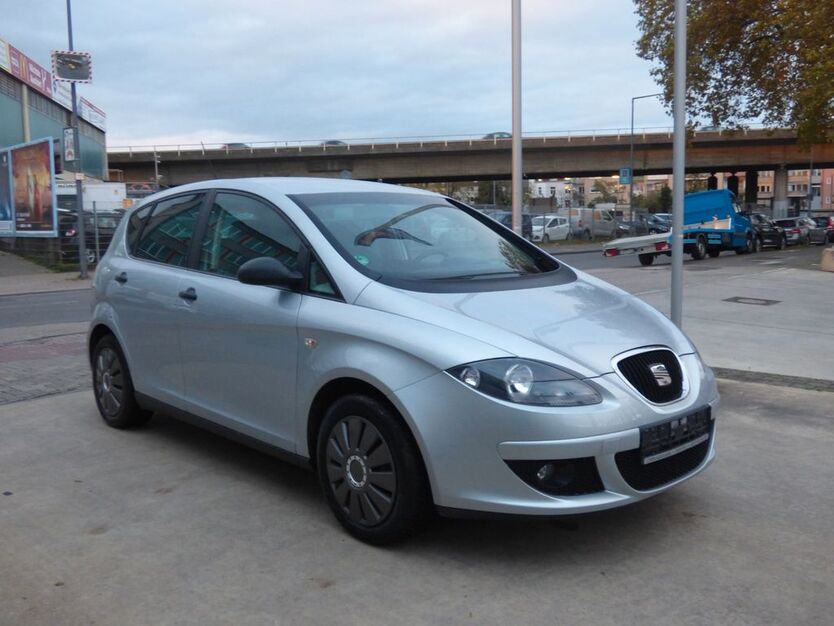 Seat Altea 171.000 km 3.900 € Köln 51105