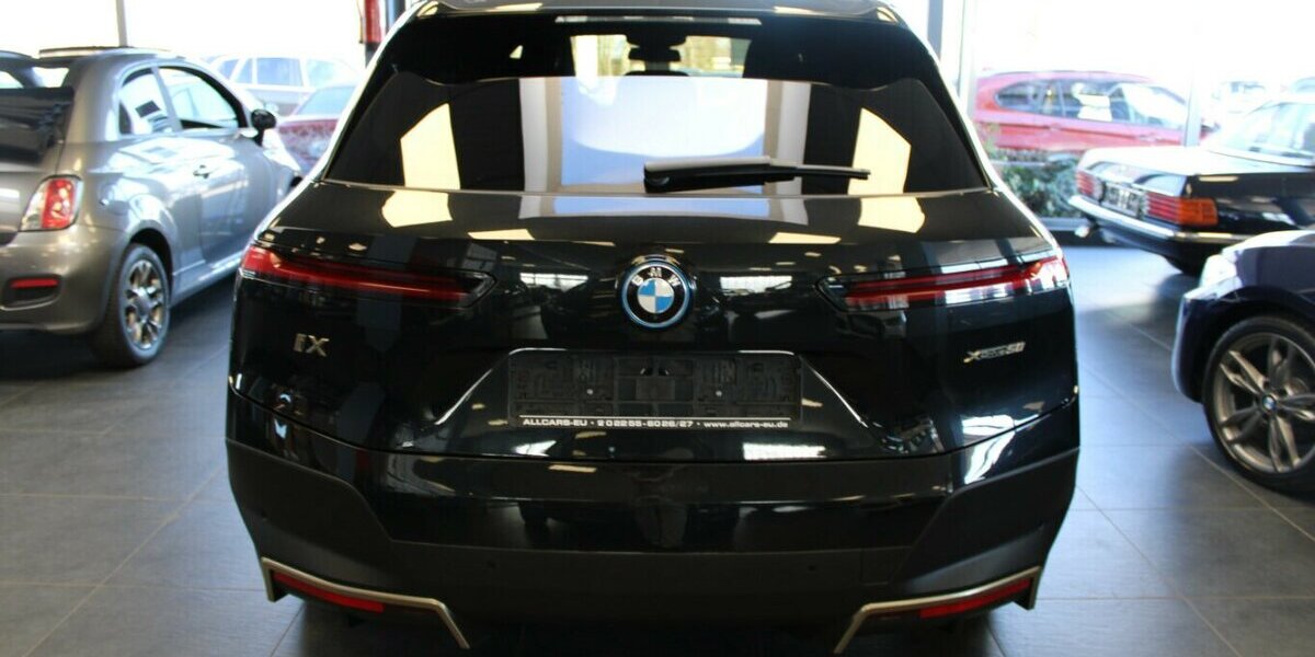 BMW iX xDrive50 35.740 km 52.980 &euro; Euskirchen 53881