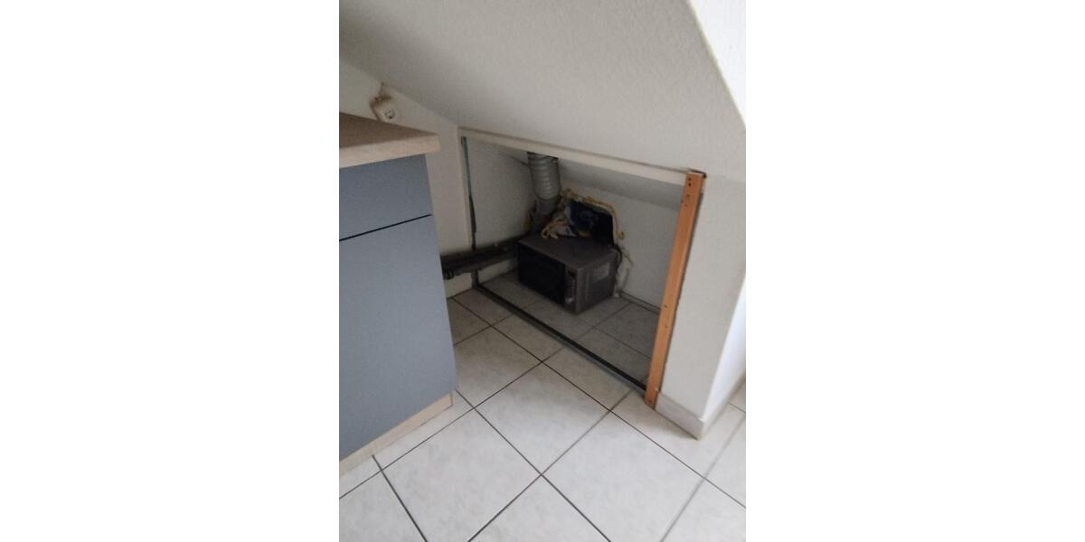 Dachgeschoßwohnung Bornheim - 2 Zimmer, 65 m&sup2;, 900&euro; | Angebot:24715318
