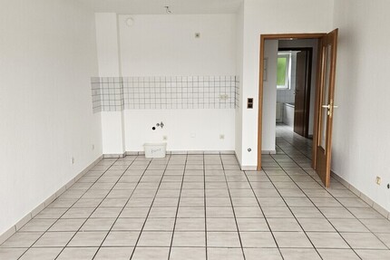 Helle 2- Zimmer- Wohnung *Stellplatz
