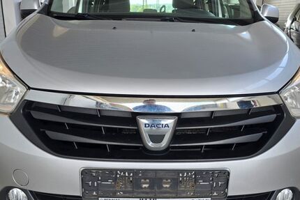 Dacia Lodgy 175.000 km 6.400 &euro; Brühl 50321