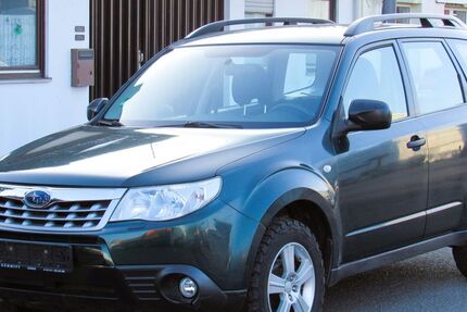 Subaru Forester 140.000 km 5.900 &euro; Köln-Rath 51107