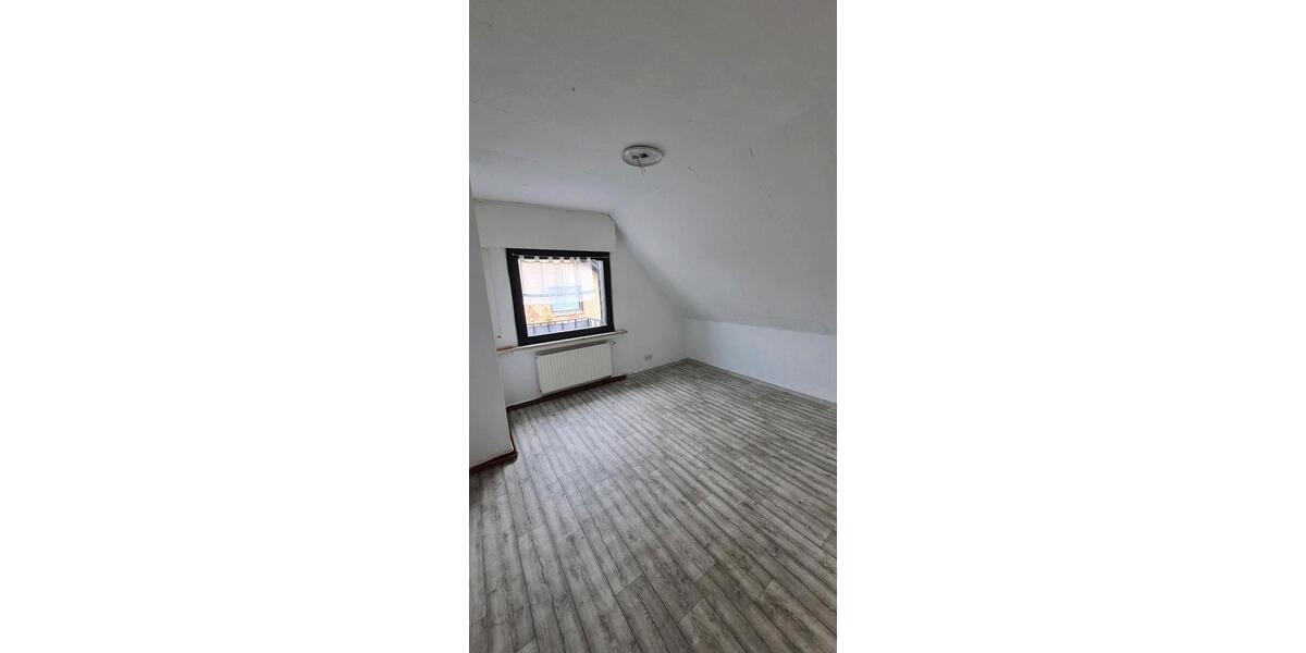 Etagenwohnung Troisdorf Bergheim - 3 Zimmer, 57 m&sup2;, 900&euro; | Angebot:26428320