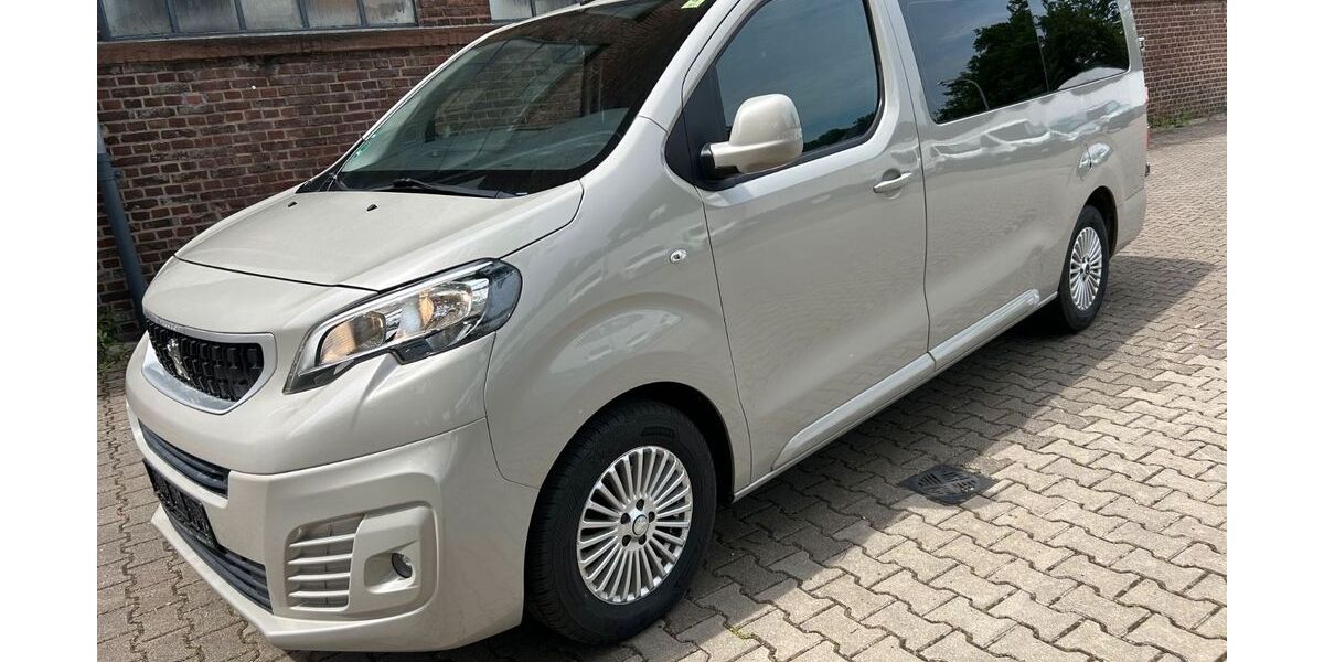 Peugeot Traveller 88.900 km 16.800 &euro; Köln 51069
