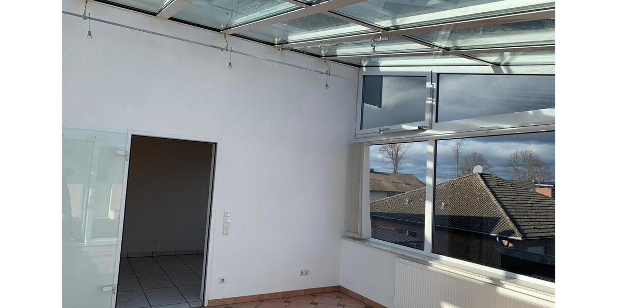 Etagenwohnung Königswinter - 4 Zimmer, 135 m&sup2;, 990&euro; | Angebot:26309168