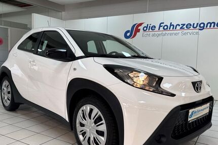 Toyota Aygo (X) 12.000 km 13.988 &euro; Rheinbach 53359