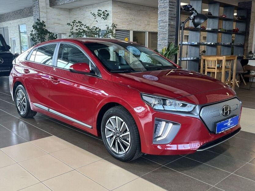 IONIQ