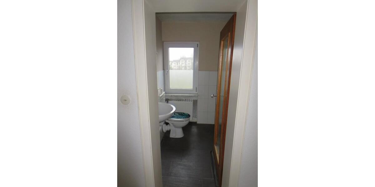Dachgeschoßwohnung Siegburg - 3 Zimmer, 95 m&sup2;, 900&euro; | Angebot:26620071