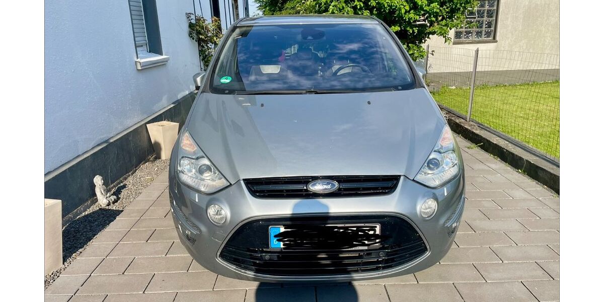Ford S-Max 228.000 km 4.999 &euro; Much 53804