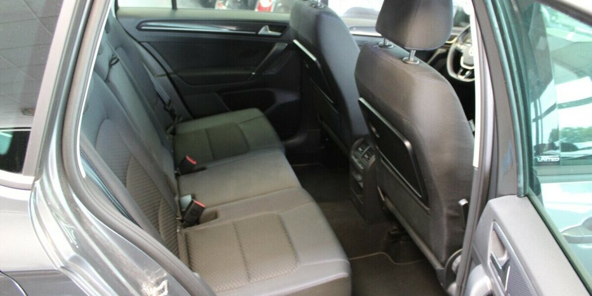 VW Golf Sportsvan 1.0 TSI OPF United 78.395 km 15.980 &euro; Euskirchen 53881