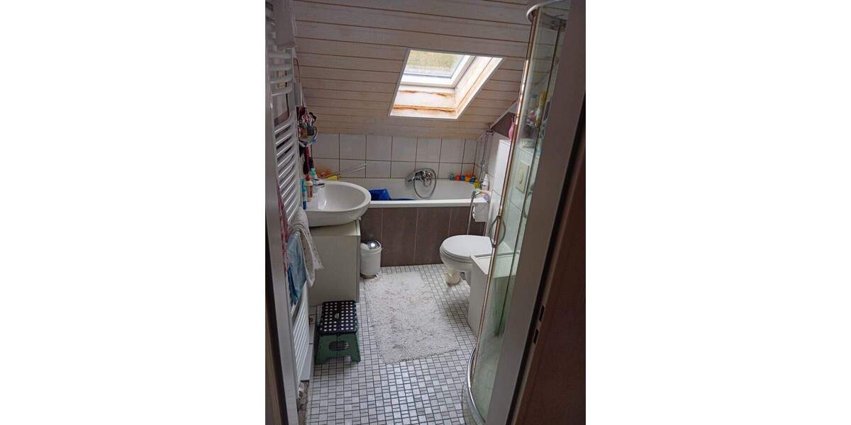 Etagenwohnung Sankt Augustin / Birlinghoven Birlinghoven - 3 Zimmer, 73 m&sup2;, 225.000&euro; | Angebot:25660635