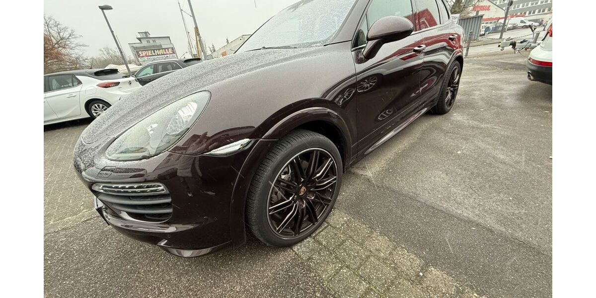 Porsche Cayenne 231.000 km 20.950 &euro; Köln 50767