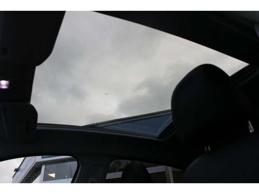 Peugeot 208 Blue-HDi 120 Allure GT Line 133.075 km 8.480 € Euskirchen 53881