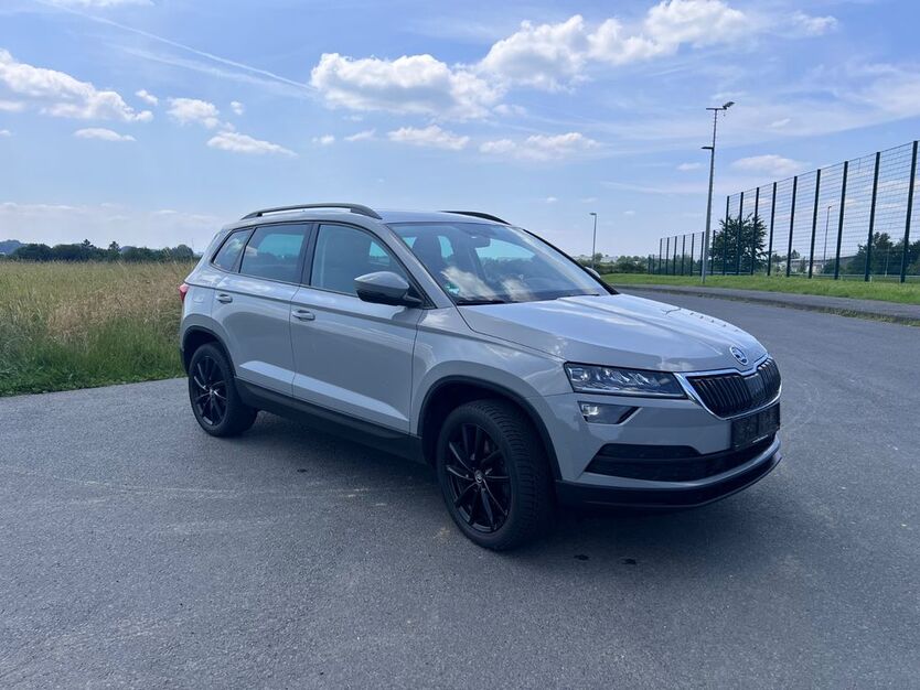 Skoda Karoq 97.302 km 18.300 € Asbach 53567