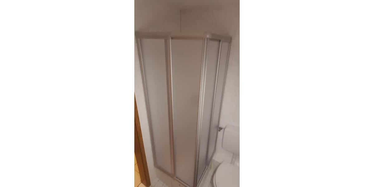 Dachgeschoßwohnung Bonn - 2 Zimmer, 40 m&sup2;, 520&euro; | Angebot:25852036