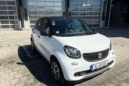 Smart ForFour 77.300 km 9.799 &euro; Köln 50823