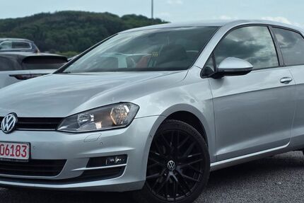 VW Golf 195.000 km 6.490 &euro; Oberwinter 53424