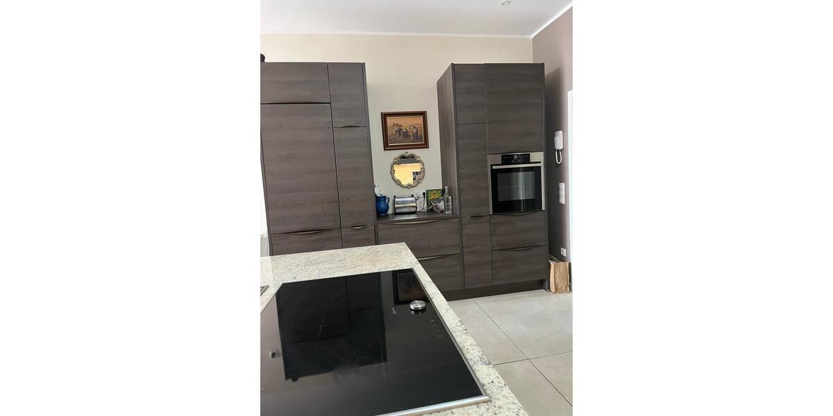 Erdgeschoßwohnung Köln Ehrenfeld - 2 Zimmer, 88 m&sup2;, 2.100&euro; | Angebot:24360947