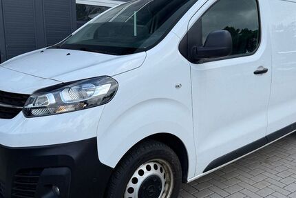 Opel Vivaro 181.959 km 7.990 &euro; Rheinbach 53359
