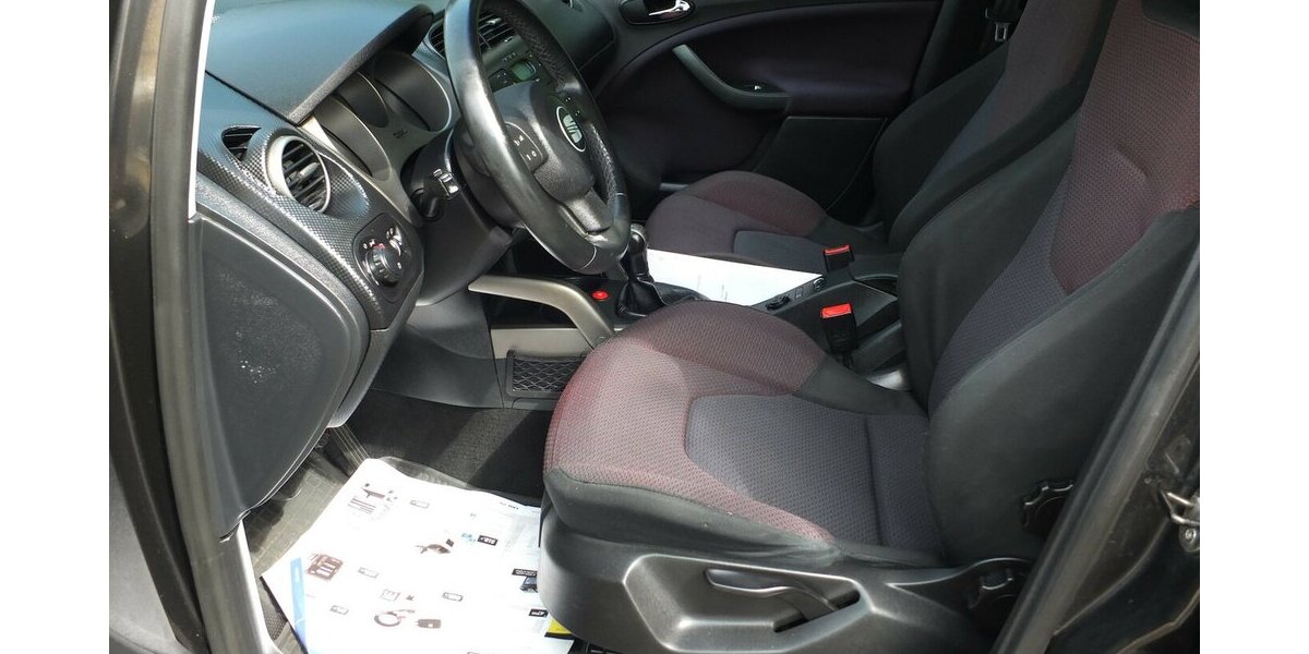 Seat Altea STYLE NAVI AHK KLIMAAUT PARKPILOT neuer Zahn 162.222 km 4.908 &euro; Köln 50858