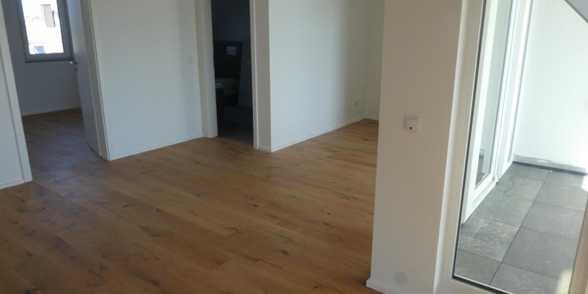 Neue Dachgeschosswohnung mit Flair im Energiesparhaus mit moderner Heiztechnik in Bonn - Dachgeschoßwohnung Bonn Dransdorf | Angebot:26817926