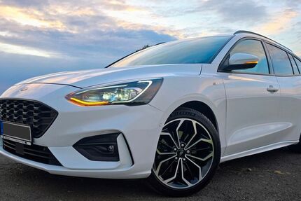 Ford Focus 45.000 km 17.900 € Ruppichteroth 53809