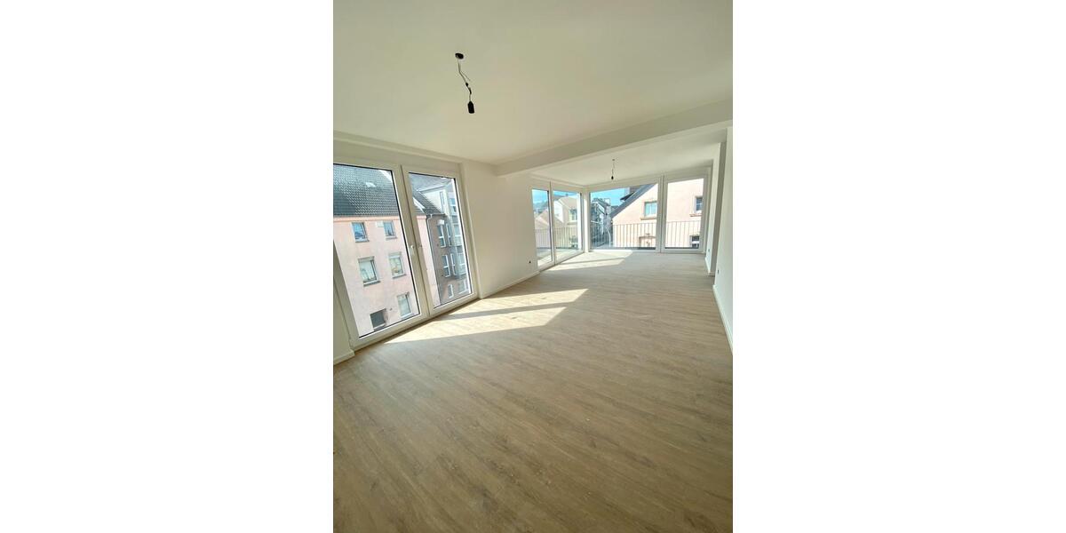 Etagenwohnung Siegburg - 4 Zimmer, 134 m&sup2;, 1.876&euro; | Angebot:24751057