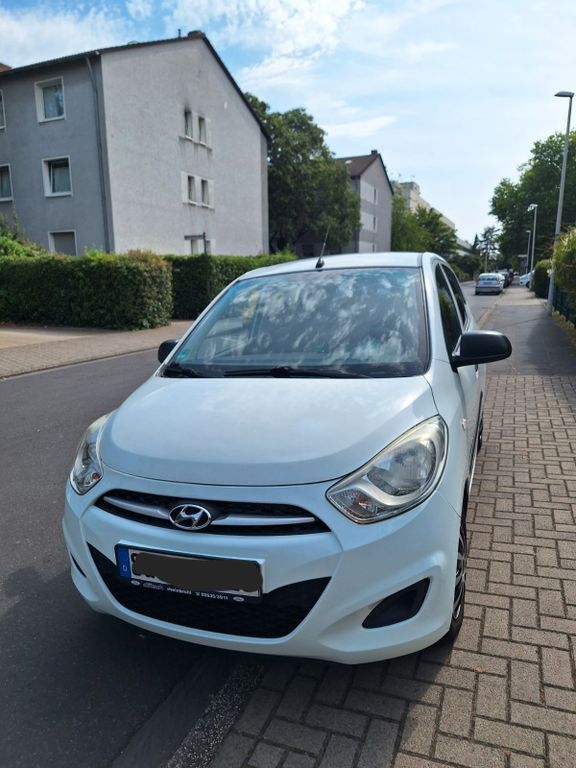 i10