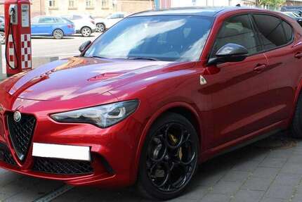 Alfa Romeo Stelvio 4.800 km 119.999 &euro; Bonn 53179