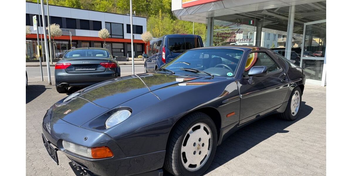 Porsche 928 297.000 km 14.990 &euro; Eitorf 53783