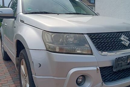Suzuki Grand Vitara 269.456 km 2.900 &euro; neustadt 53577