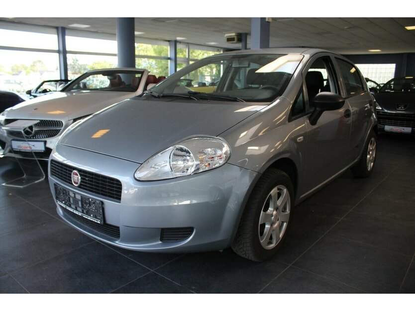 Fiat Punto 1.2 - Klima - 33.705 km 6.980 € Euskirchen 53881