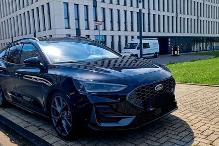 Ford Focus 5.000 km 39.980 € Köln 51103
