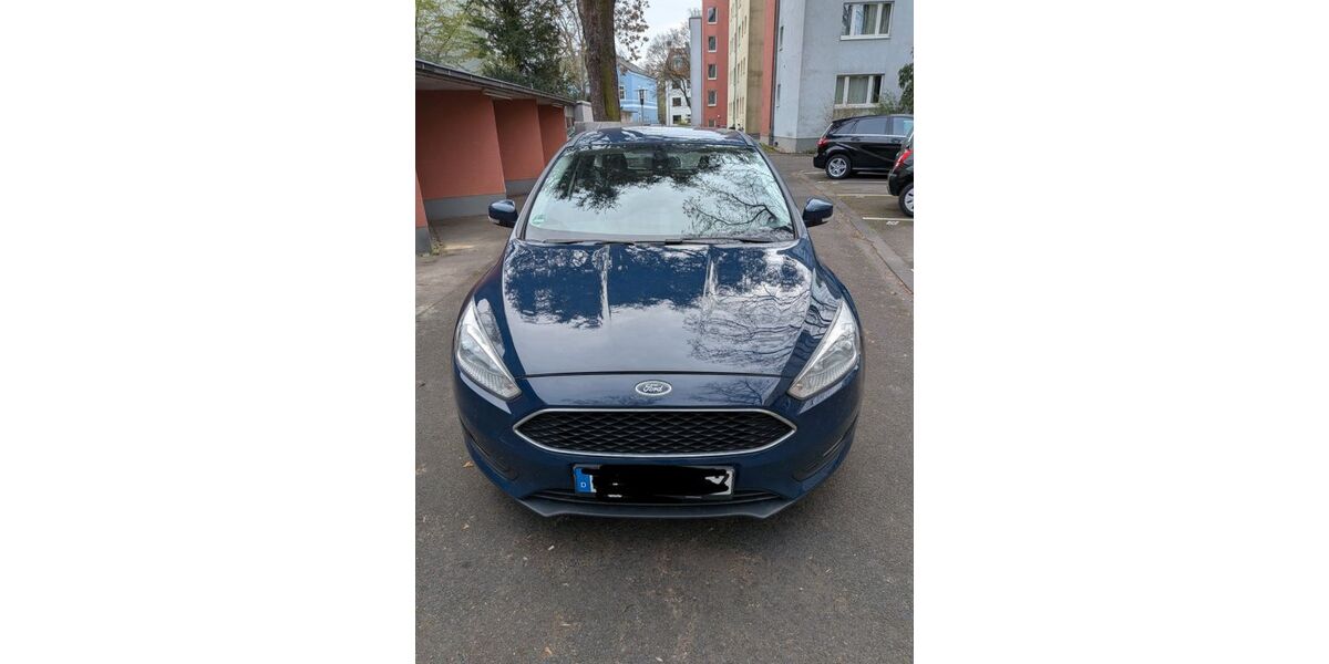 Ford Focus 136.500 km 5.800 &euro; Bonn 53115