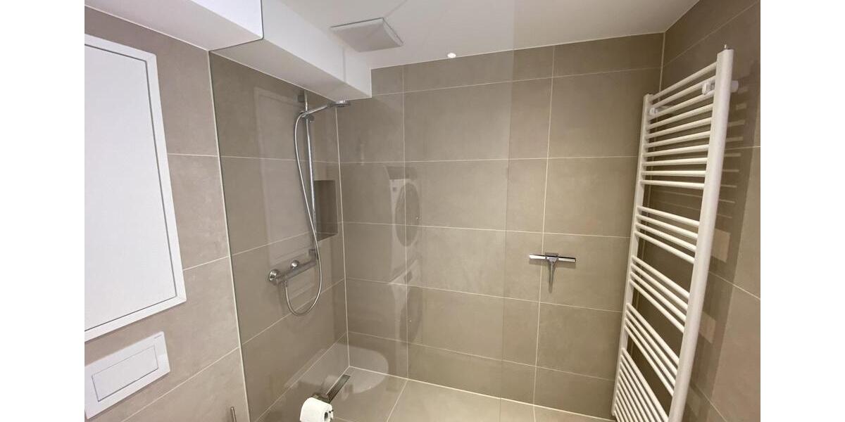 Etagenwohnung Köln Rodenkirchen - 3 Zimmer, 80 m&sup2;, 1.990&euro; | Angebot:26461788