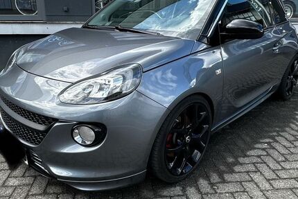 Opel Adam 72.000 km 12.950 &euro; Königswinter 53639
