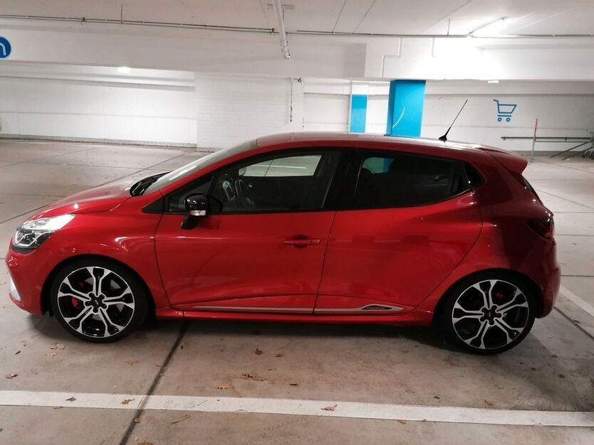 Renault Clio 89.500 km 14.999 € Köln 50667