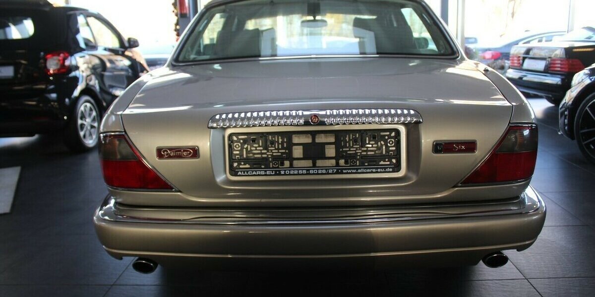Jaguar XJ 4.0 Lang Automatik - Leder - Schiebedach - 119.865 km 16.980 &euro; Euskirchen 53881