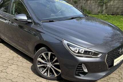 Hyundai i30 126.473 km 14.990 &euro; Euskirchen 53879