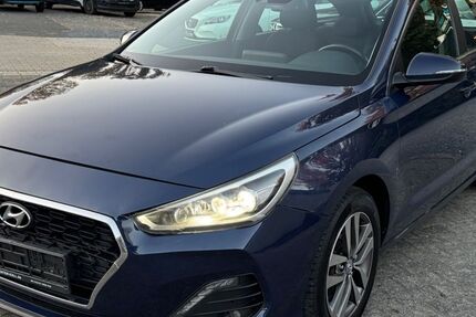 Hyundai i30 155.000 km 9.999 € Troisdorf 53842