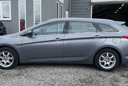 Hyundai i40 295.000 km 3.990 &euro; Euskirchen 53881