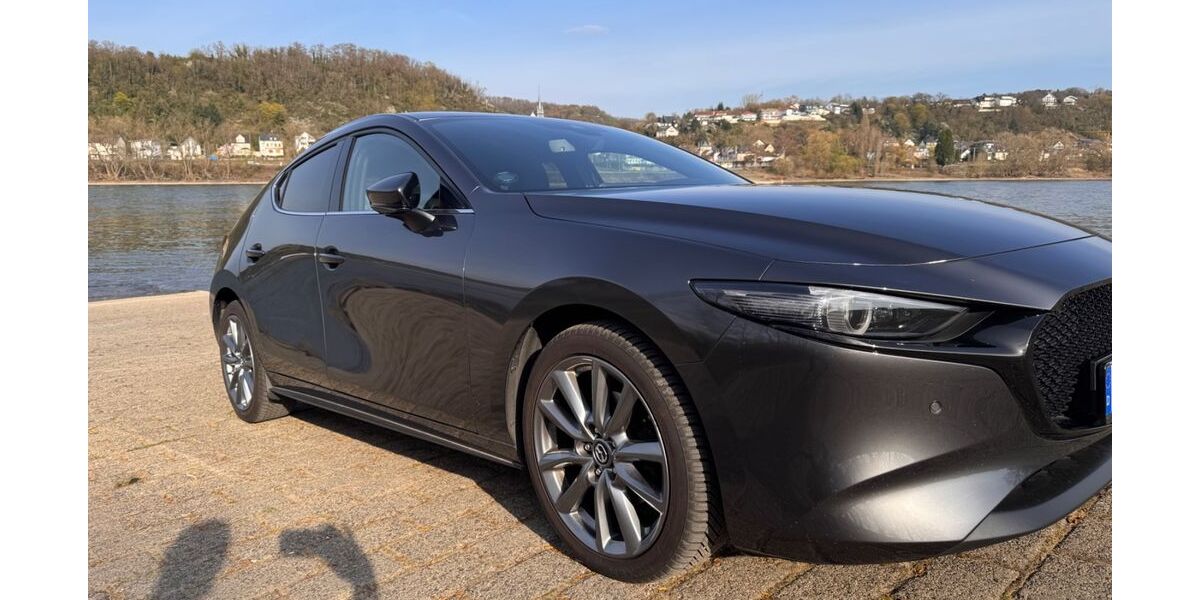 Mazda 3 38.000 km 20.499 &euro; Remagen 53424