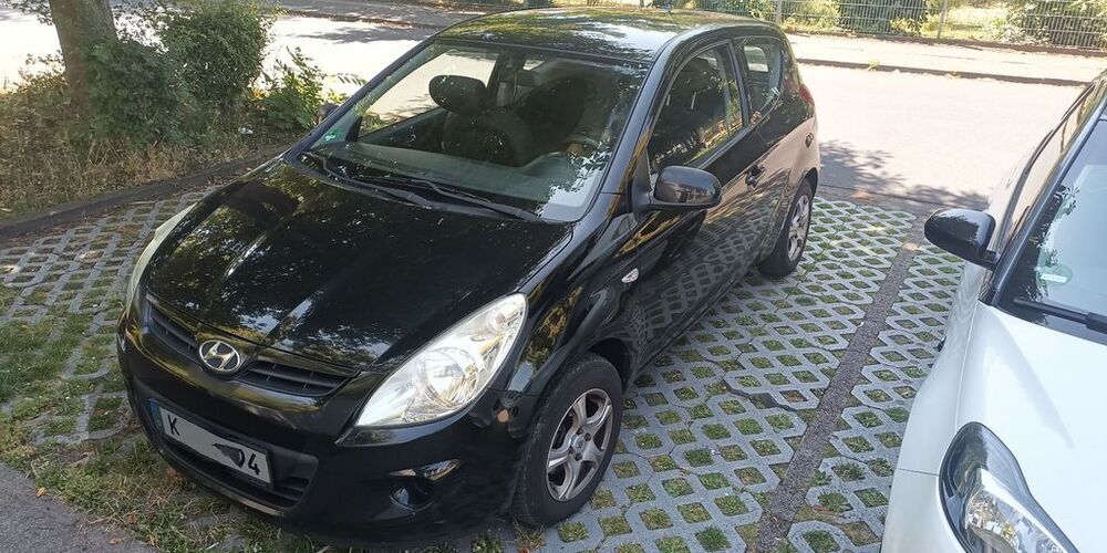 i20