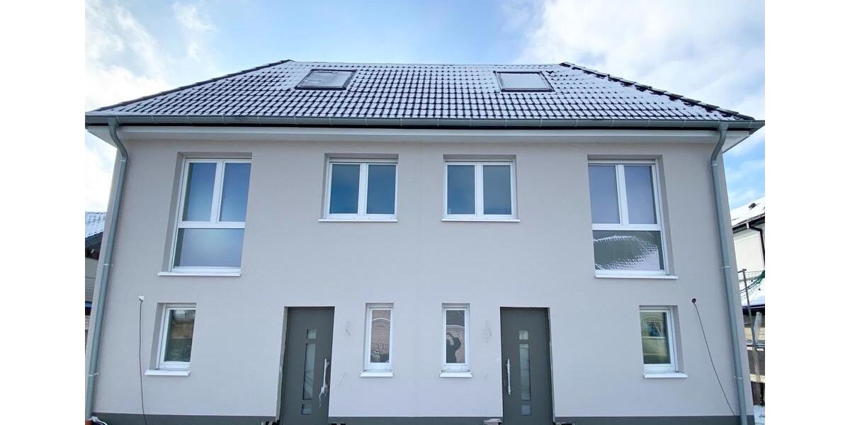 Doppelhaushälfte Erftstadt - 5 Zimmer, 152 m&sup2;, 1.995&euro; | Angebot:24617680