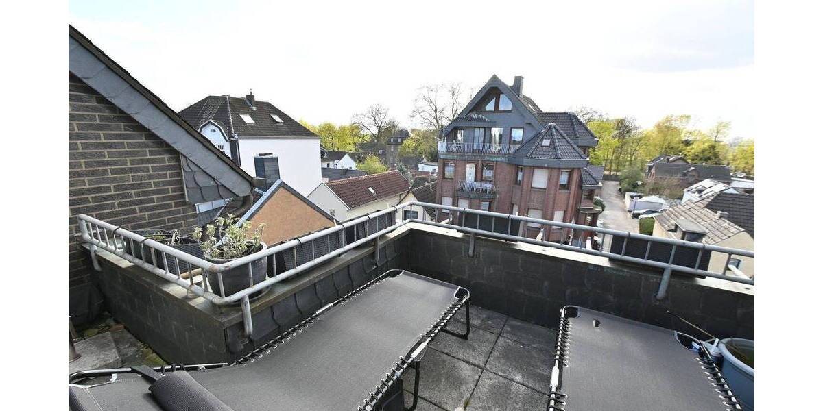 Etagenwohnung Köln Wahn - 3 Zimmer, 110 m&sup2;, 1.425&euro; | Angebot:26507469