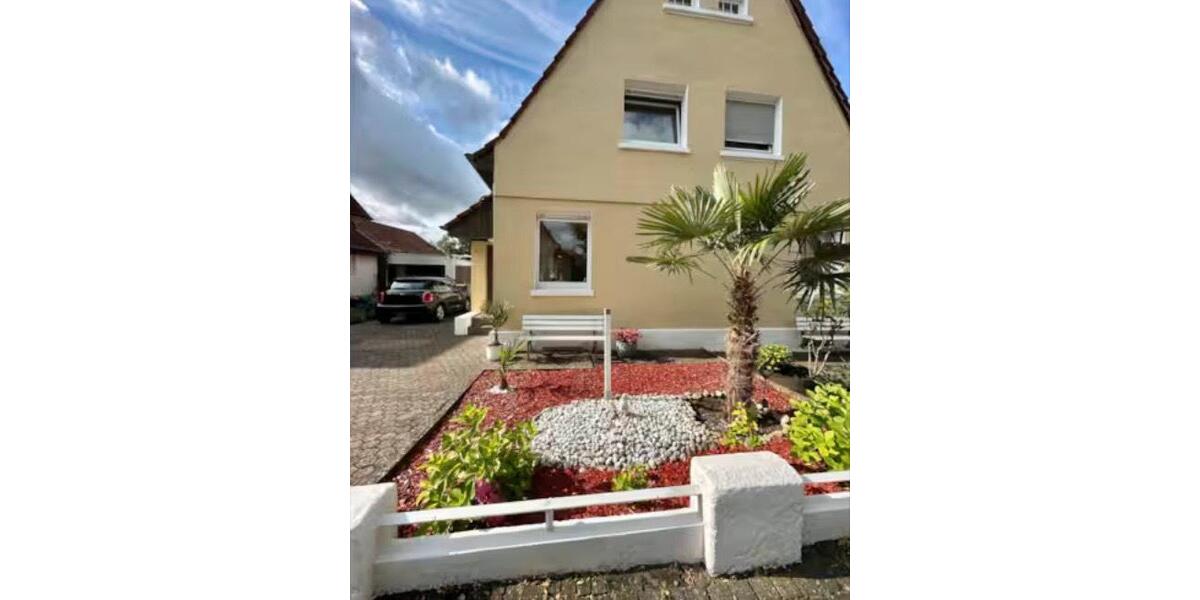 Reihenhaus Köln Kalk - 3 Zimmer, 75 m&sup2;, 2.200&euro; | Angebot:26419248