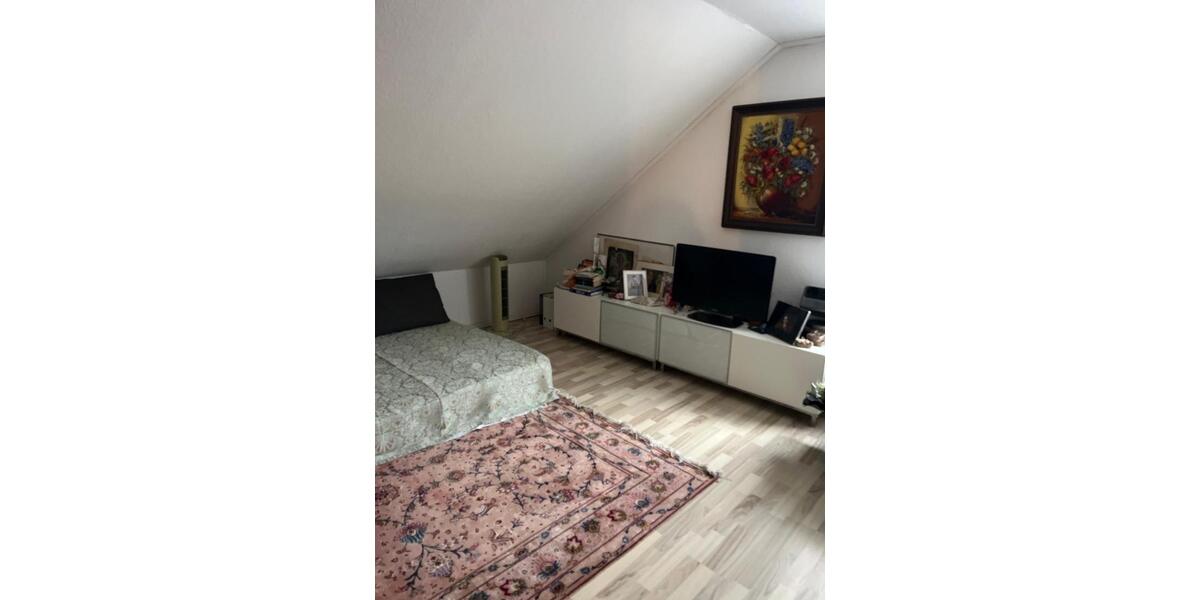 Reihenhaus Wesseling - 7 Zimmer, 230 m&sup2;, 2.200&euro; | Angebot:24802322
