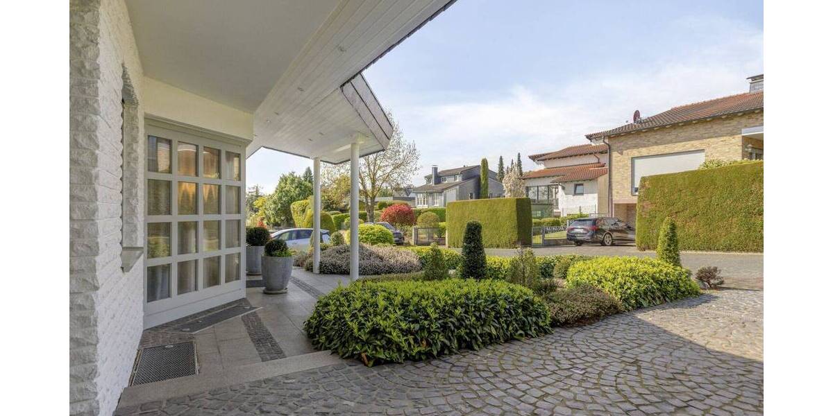 Einfamilienhaus Brühl - 7 Zimmer, 290 m&sup2;, 1.800.000&euro; | Angebot:26608920